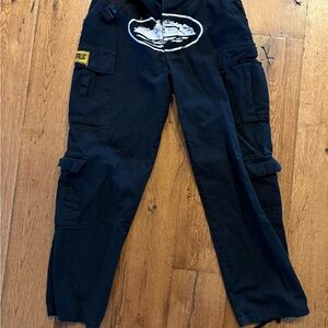 Cortez Guerillez Black AlvaroCargo Pants with Graphic Panel and Utility Pockets